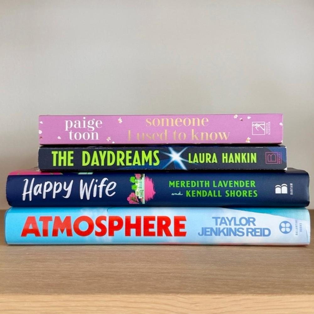 Popular Fiction Book Bundle (4)